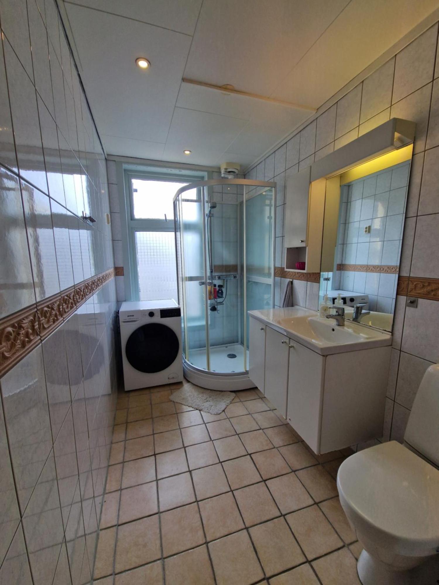 Cozy Retreat In The Heart Of Alesund Appartement Buitenkant foto