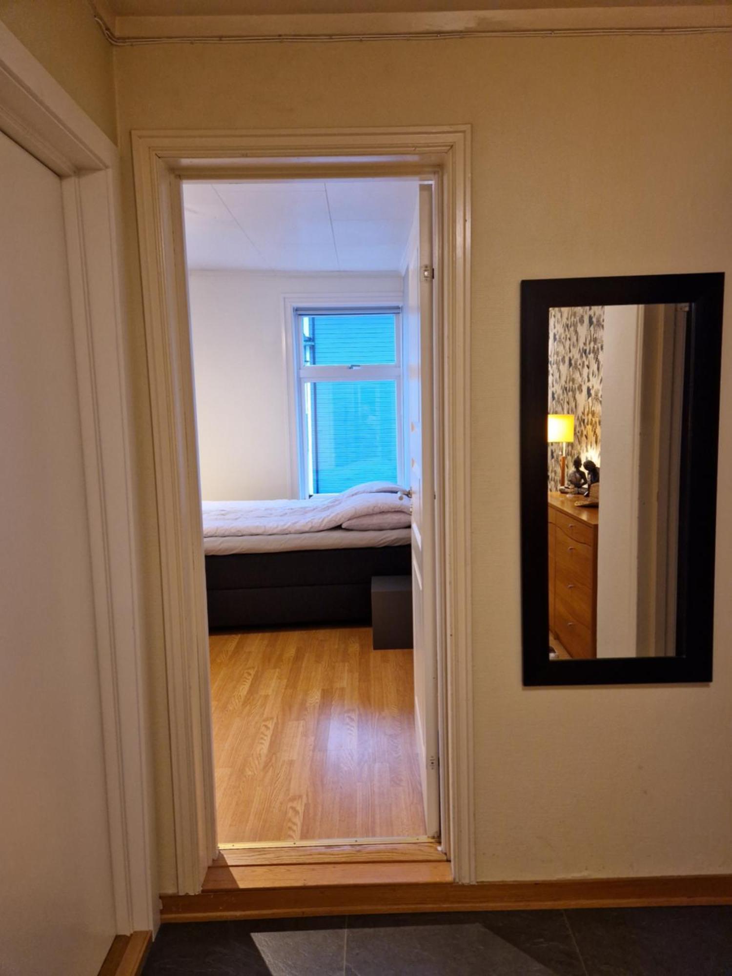 Cozy Retreat In The Heart Of Alesund Appartement Buitenkant foto