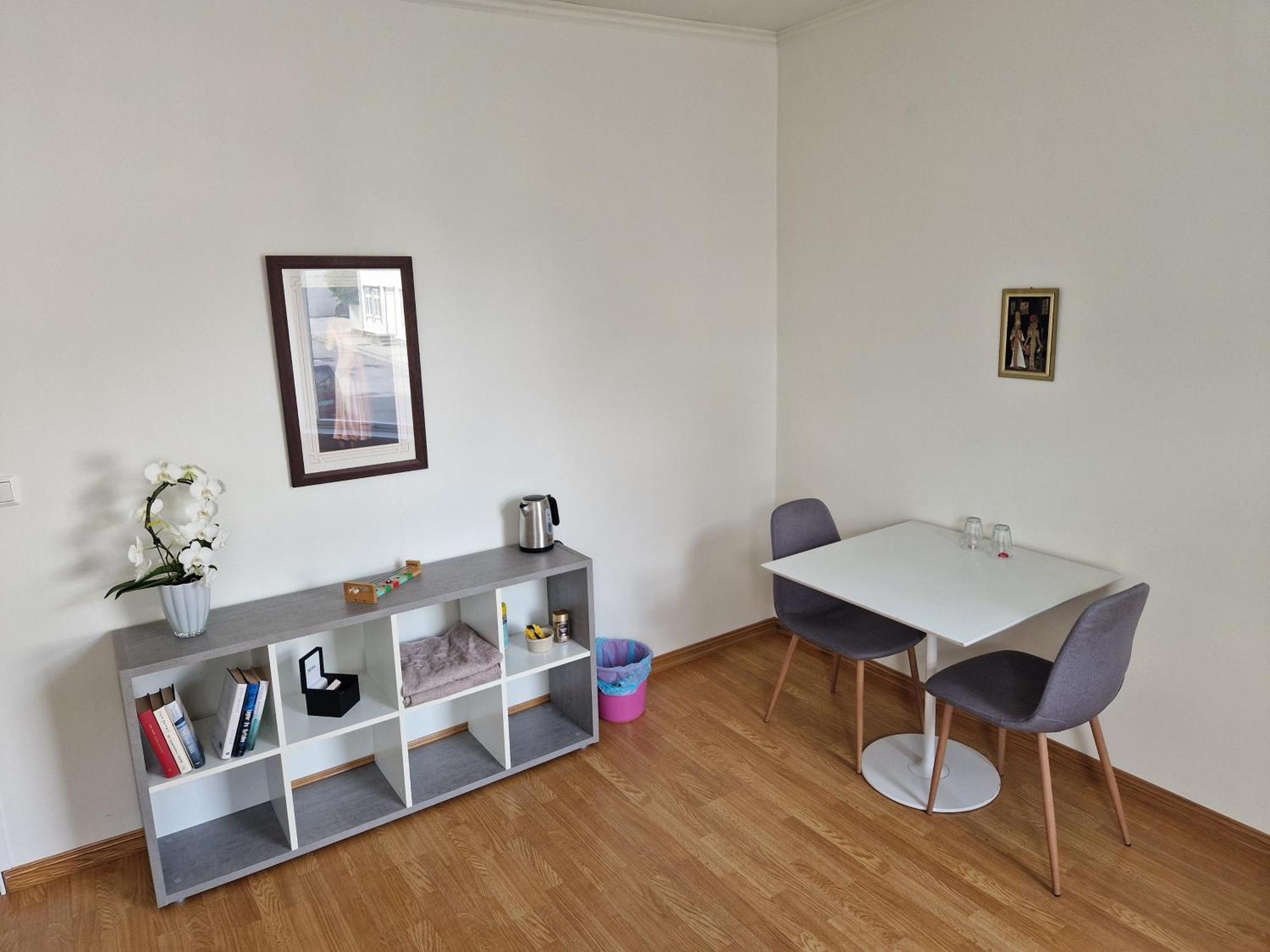 Cozy Retreat In The Heart Of Alesund Appartement Buitenkant foto