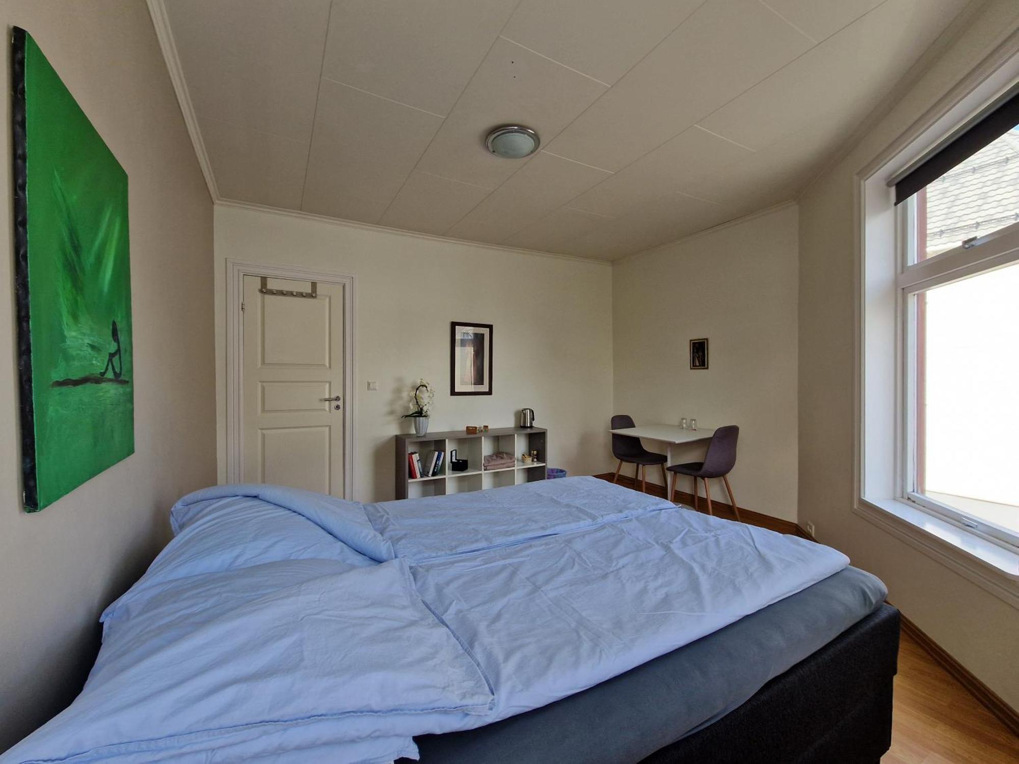 Cozy Retreat In The Heart Of Alesund Appartement Buitenkant foto